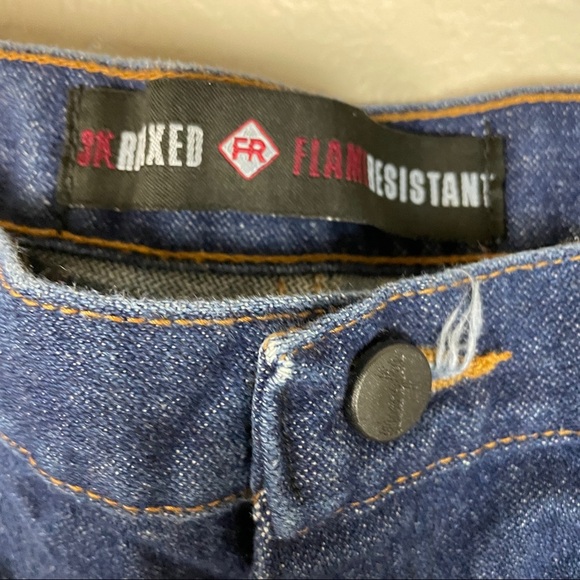 Wrangler Flame Resistant Denim Jeans Size 36X38 - Picture 3 of 7